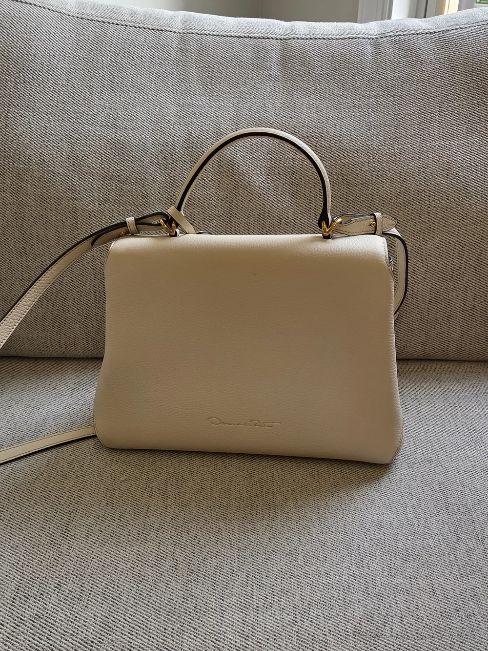 Oscar De La Renta Poppy Handbag
